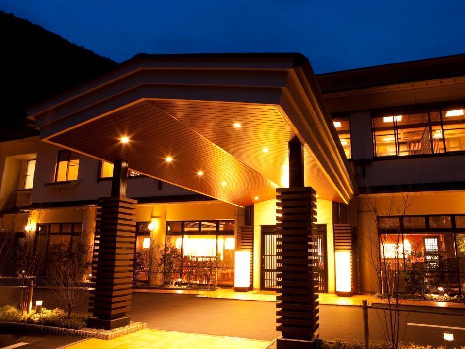 由布院 ユウベルホテル 由布市 エクステリア 写真
